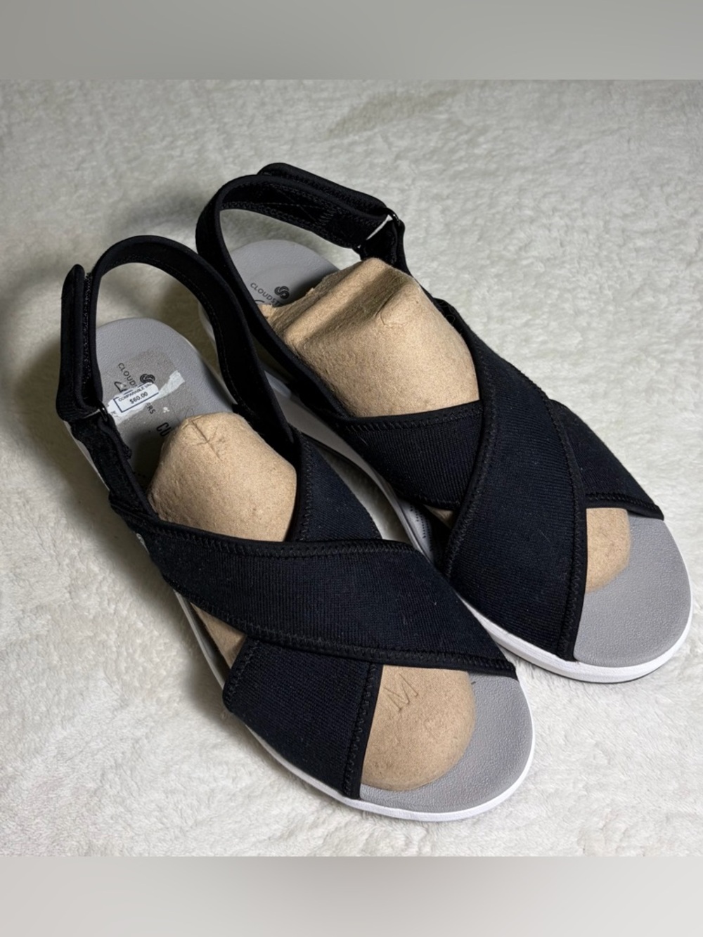 Cloudsteppers Clarks Black and Gray Cross-Strap Slingback Sandals Sz 10 - Picture 4 of 9